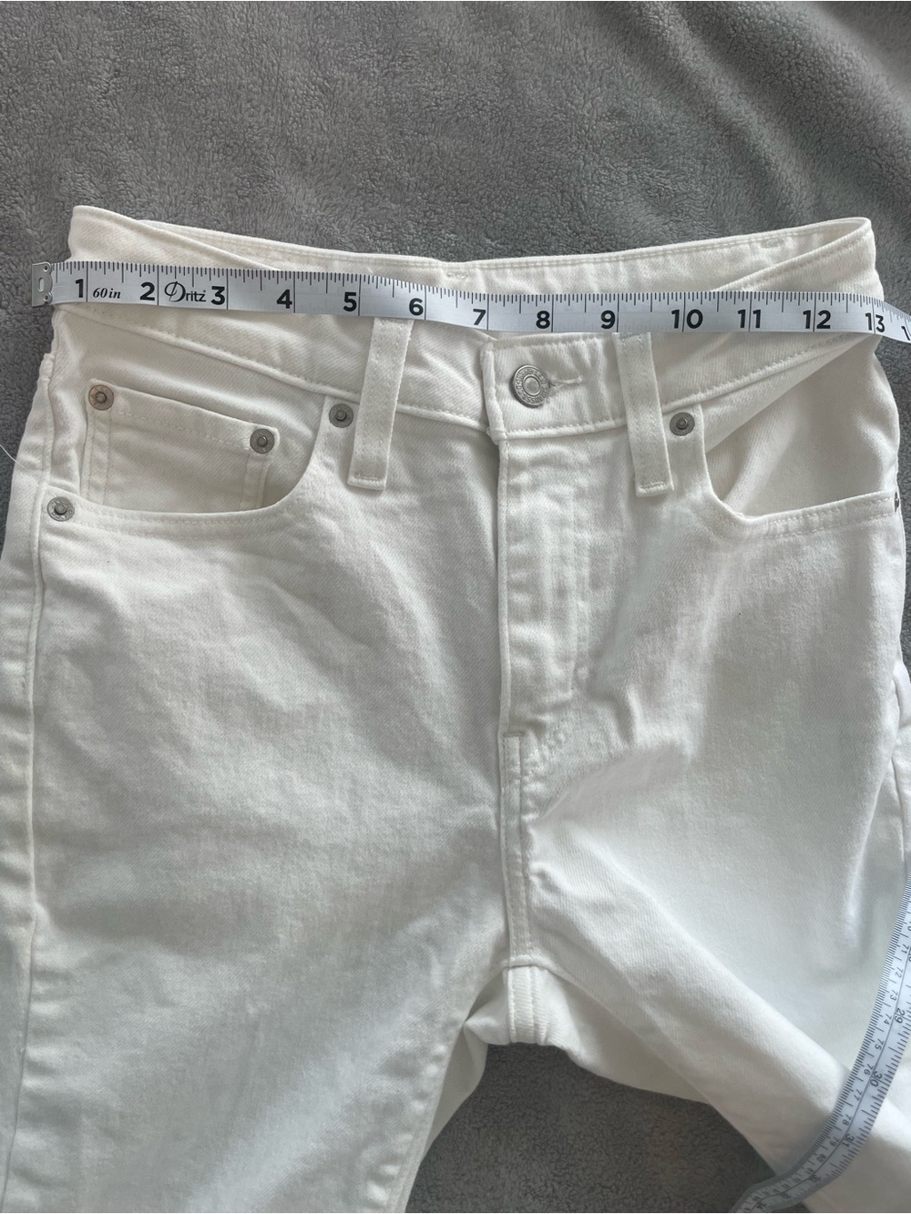 Levi's | 725 High Rise Bootcut Jeans in White | Size 27 - Picture 11 of 11